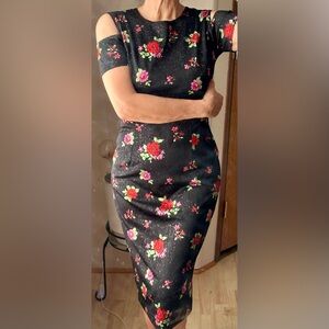 Annli’s Style cold shoulder sheath dress!